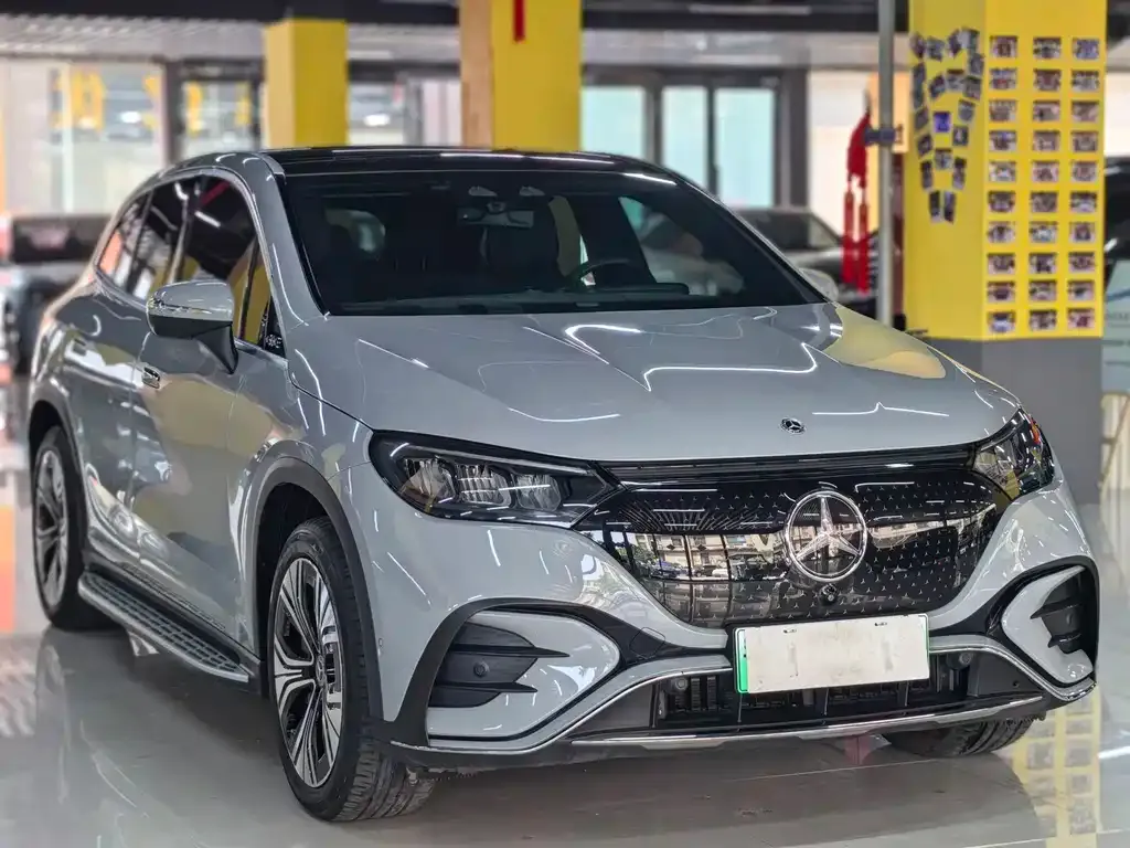 Mercedes-Benz EQE SUV 2023 из CN, фото 4