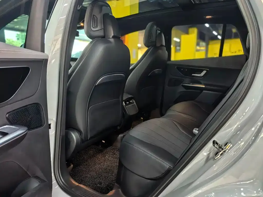 Mercedes-Benz EQE SUV 2023 из CN, фото 3