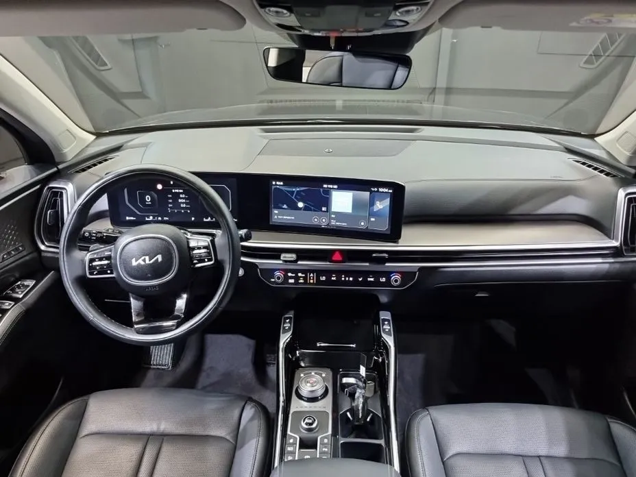 Kia Sorento — фото 9