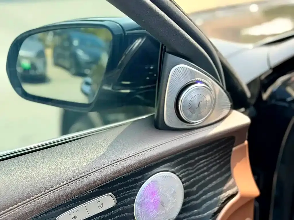 Mercedes-Benz E-Class 2022 из CN, фото 4
