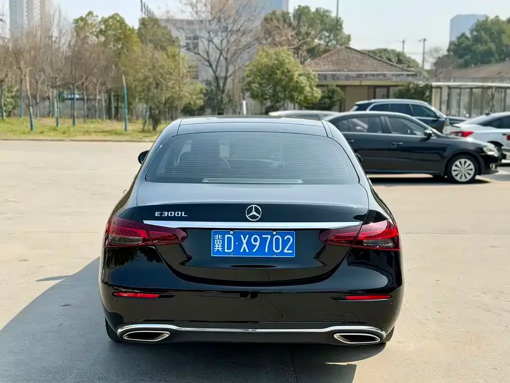 Mercedes-Benz E-Class 2022 из CN, фото 2