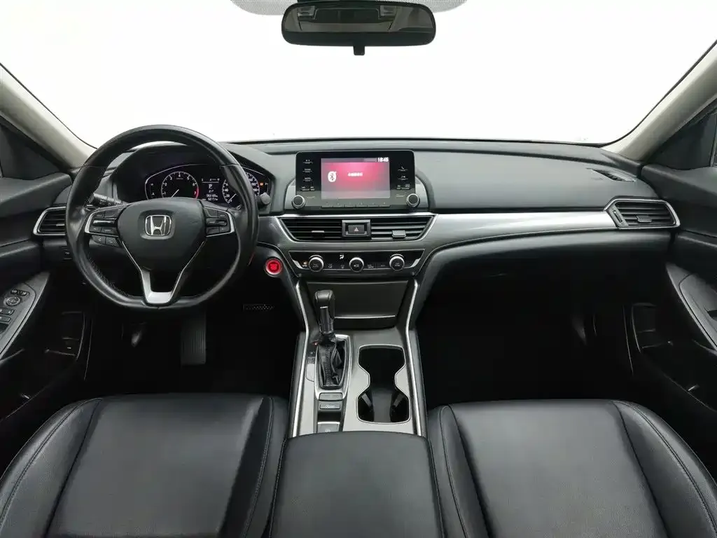 Honda Accord — фото 3