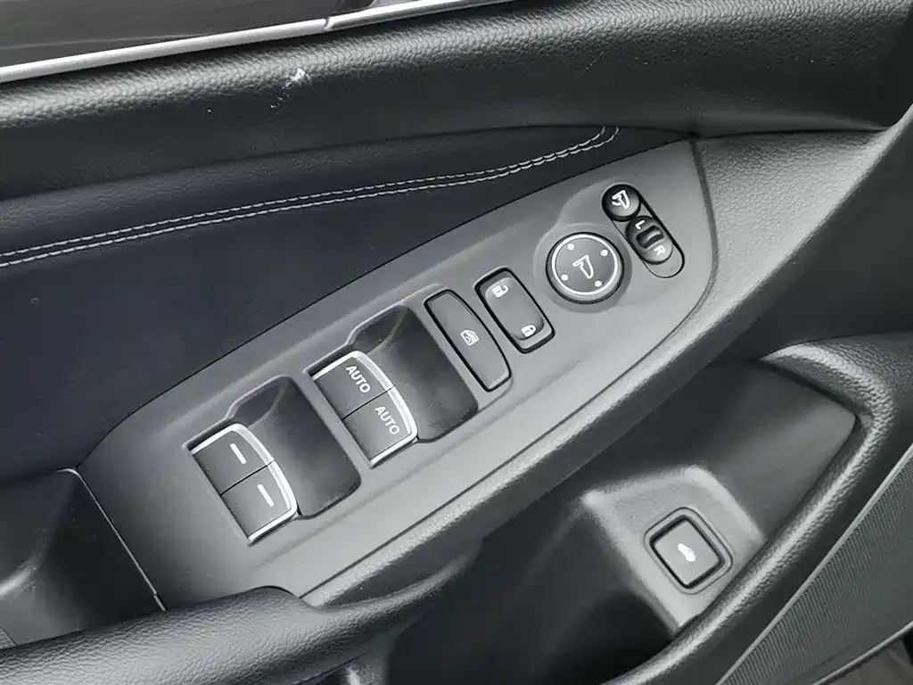 Honda Accord — фото 6