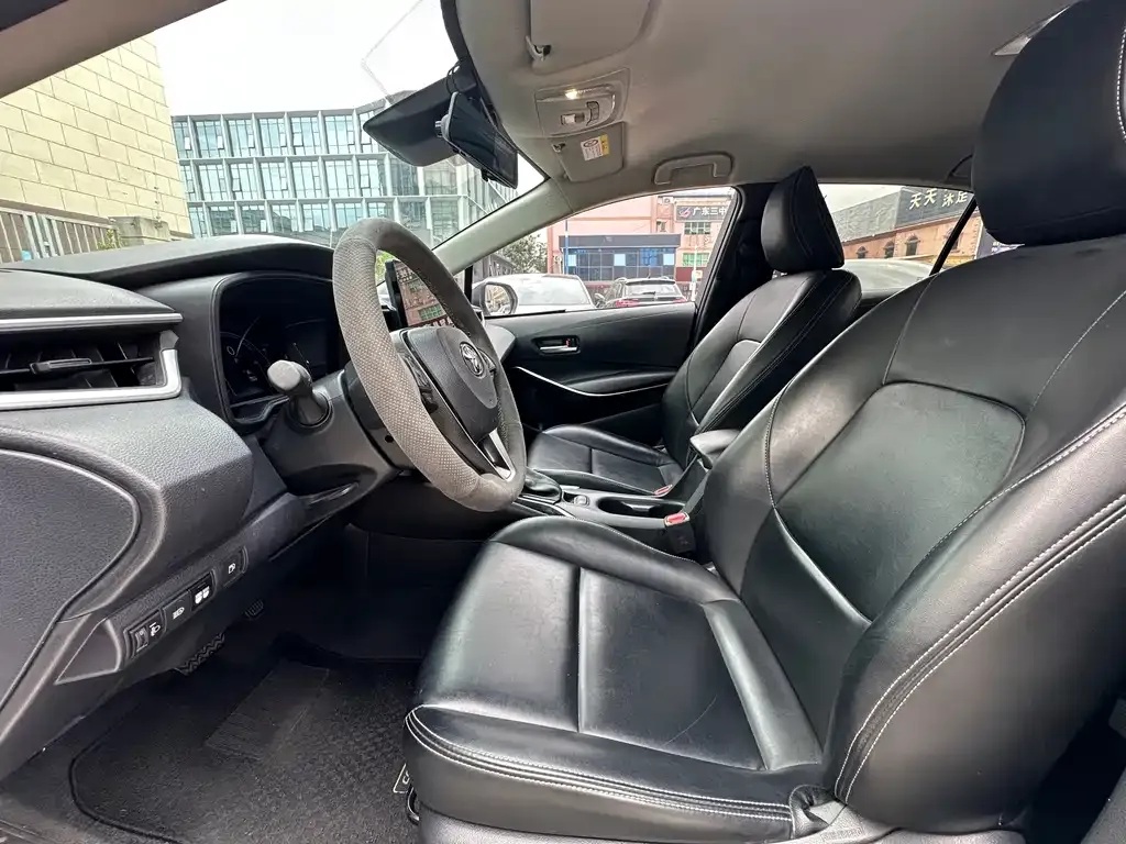 Toyota Corolla 2023 из CN, фото 3