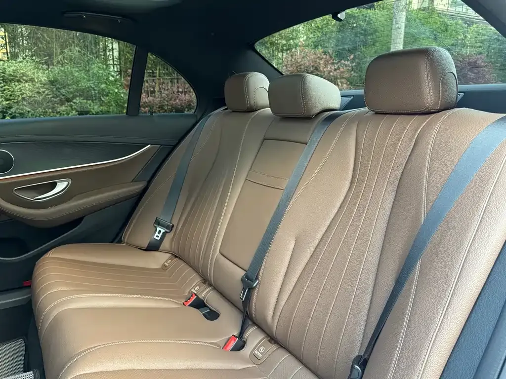 Mercedes-Benz E-Class (Import) 2021 из CN, фото 2