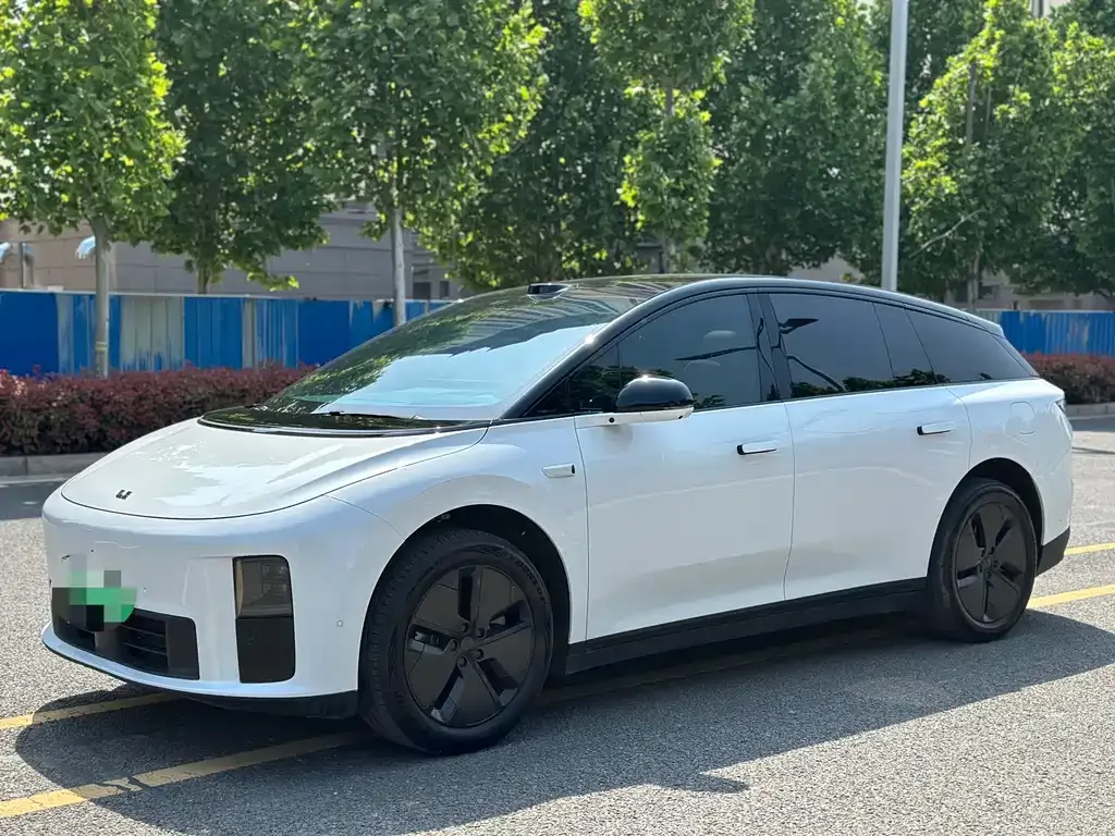 Li Auto i6