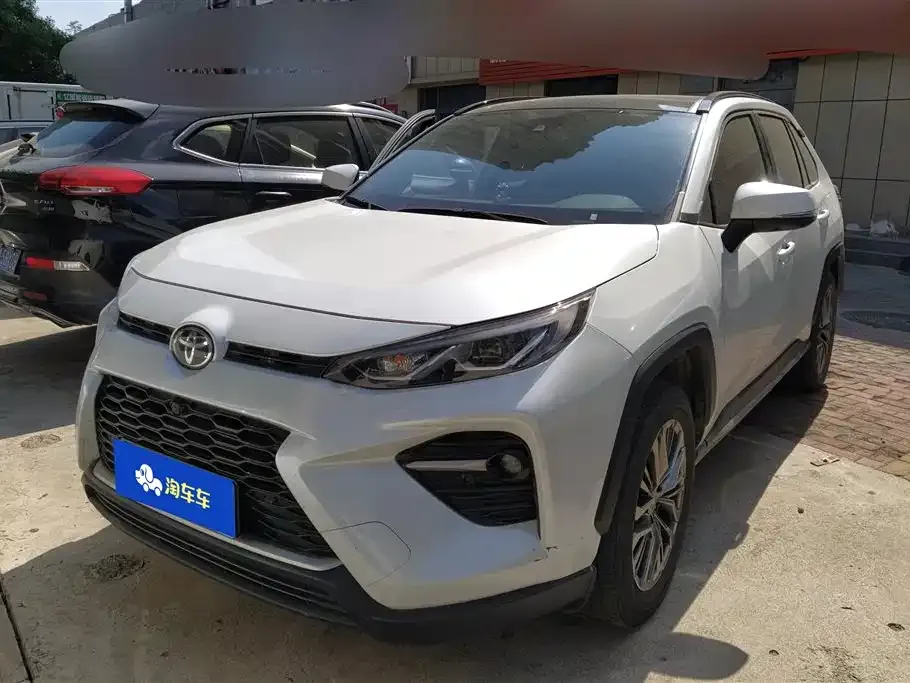 Toyota Wildlander 2023 из CN, фото 1