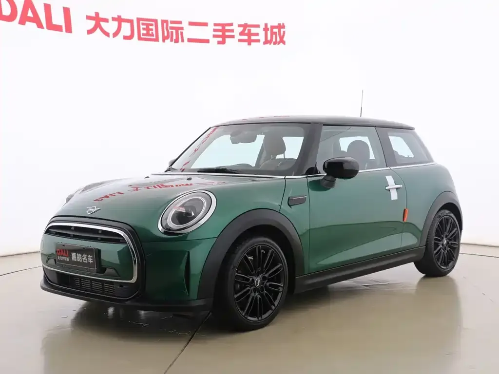 MINI Cooper (3-door)