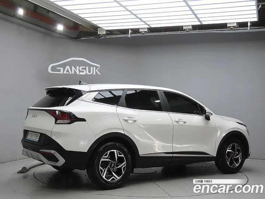 Kia Sportage — фото 7