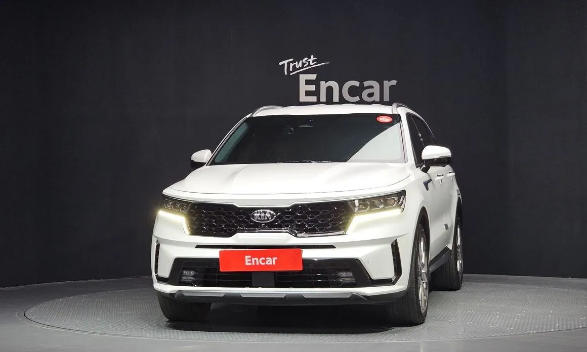 Kia Sorento — фото 10
