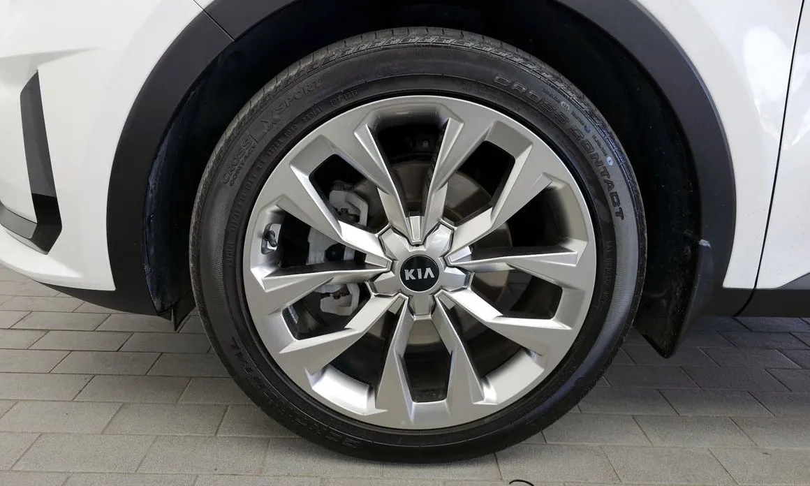 Kia Sorento — фото 3