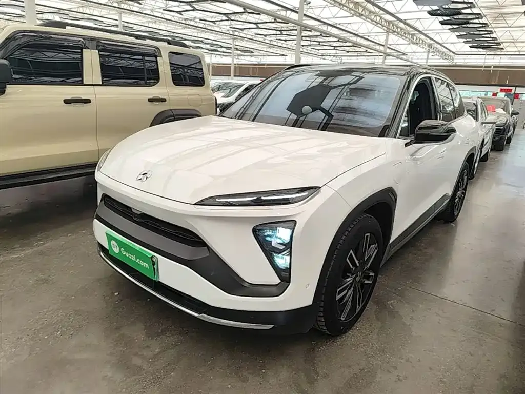 NIO ES6