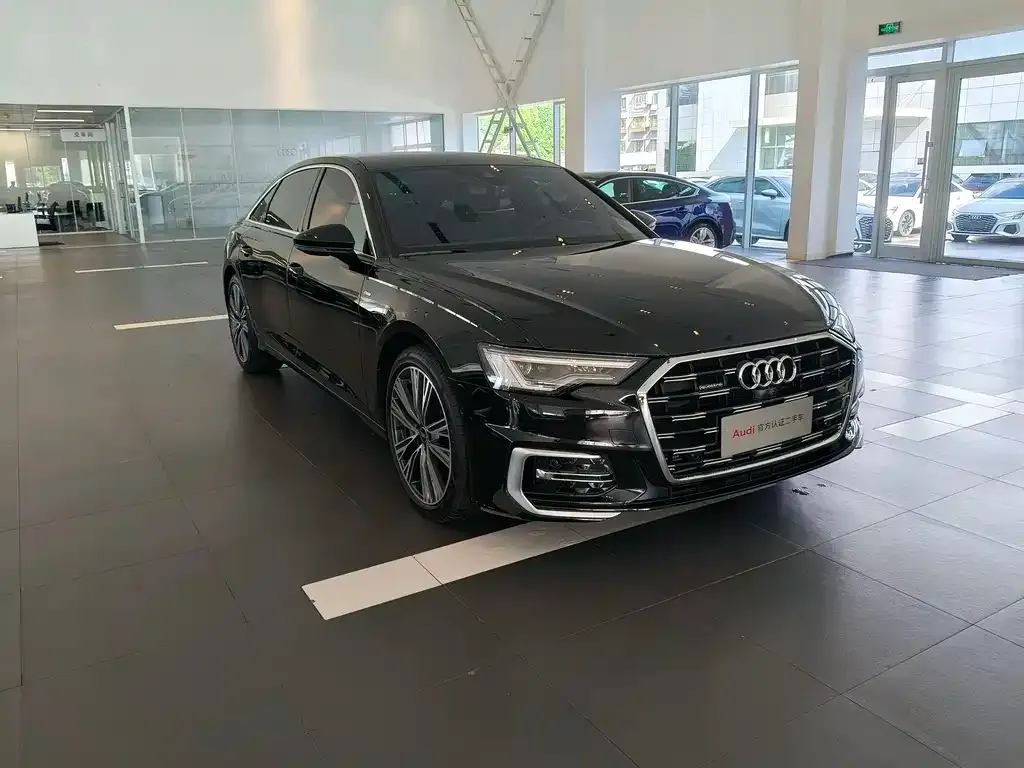 Audi A6L — фото 6