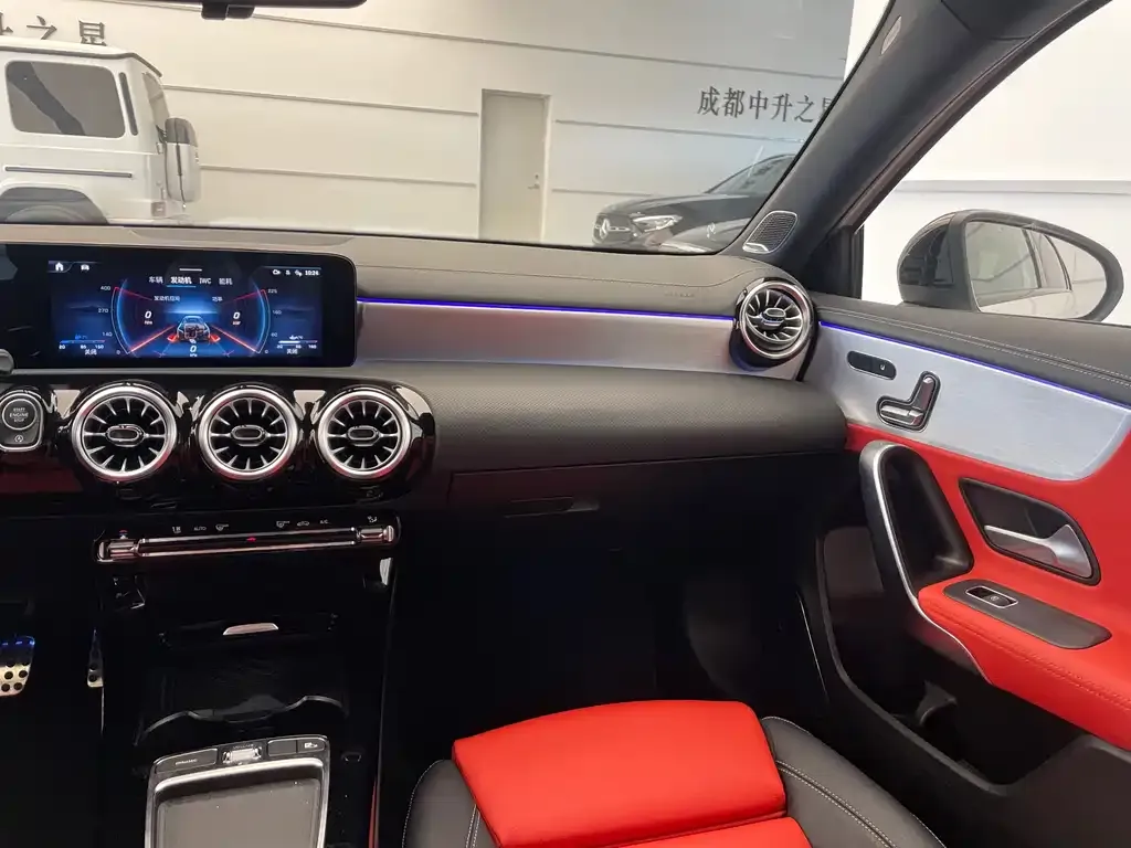 Mercedes-Benz A-Class AMG — фото 8