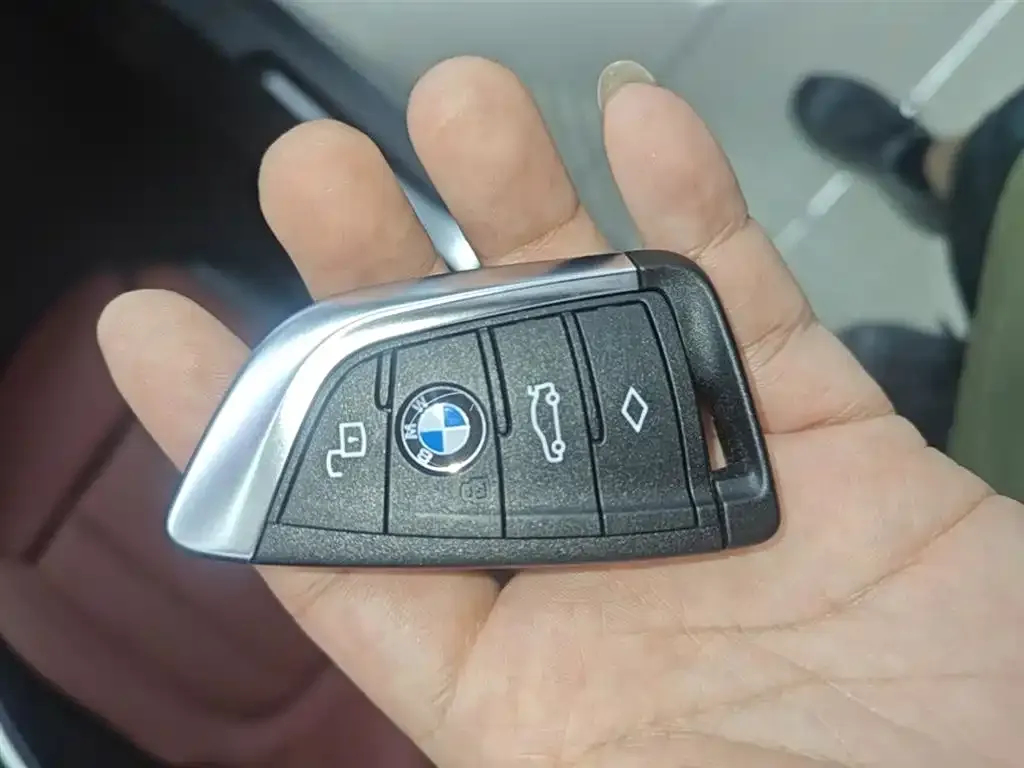 BMW 3 Series 2026 из CN, фото 9