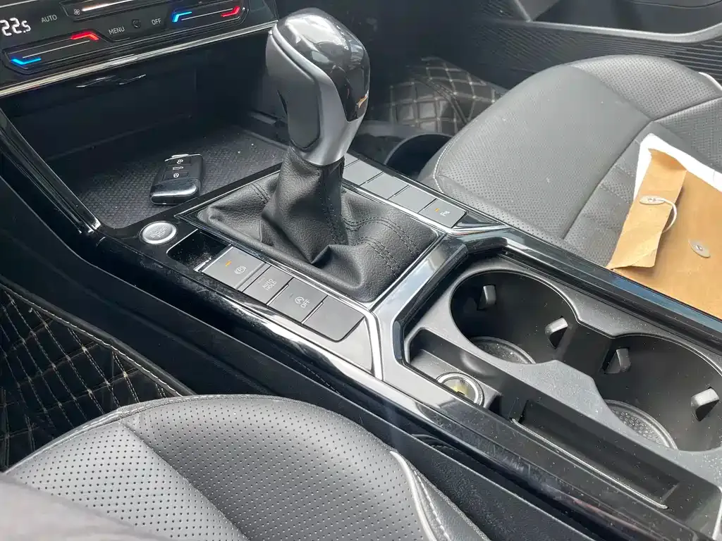 Volkswagen Passat 2024 из CN, фото 5