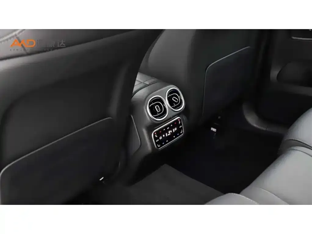 Mercedes-Benz GLC 2023 из CN, фото 7