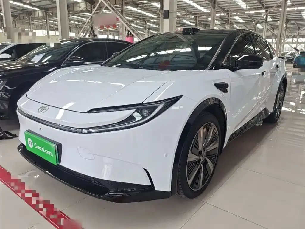 Toyota bZ5 2025 из CN, фото 8