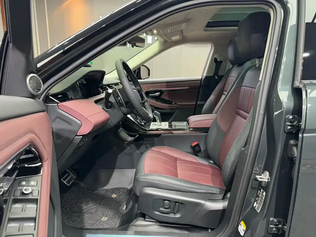 Land Rover Evoque — фото 7