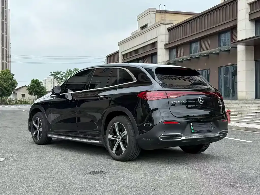 Mercedes-Benz EQE SUV 2024 из CN, фото 4