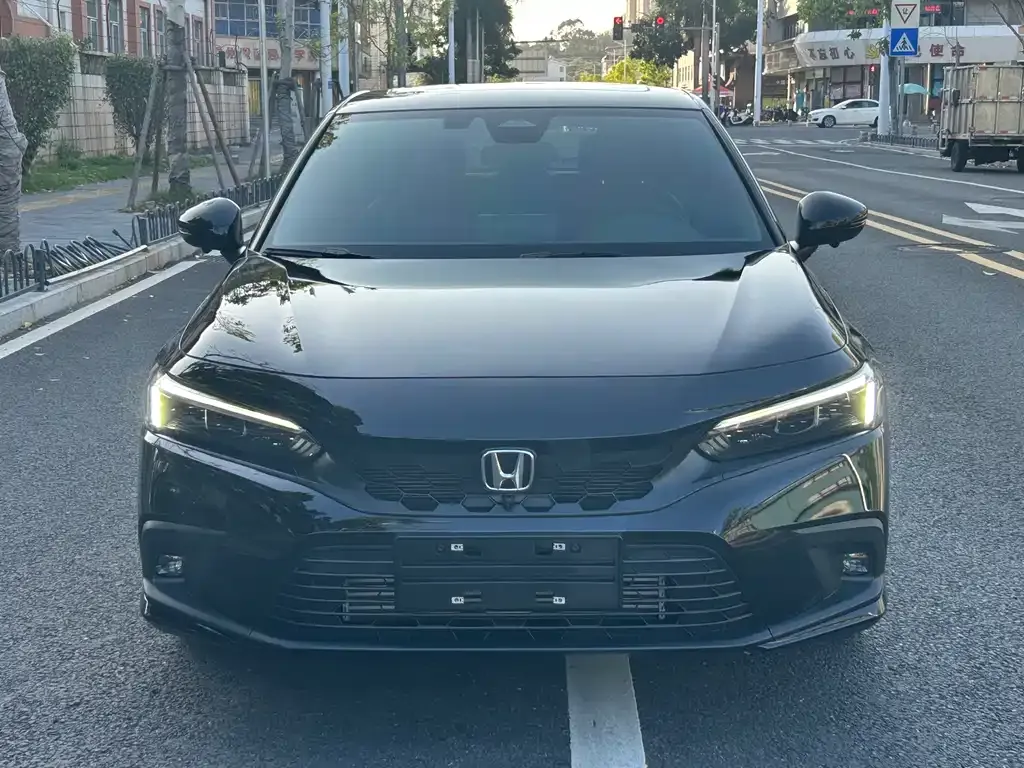 Honda Civic — фото 2
