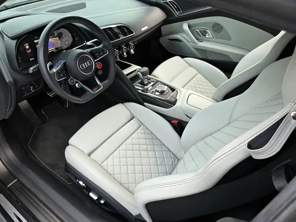 Audi R8 2021 из CN, фото 3
