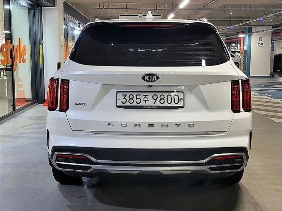Kia Sorento — фото 6