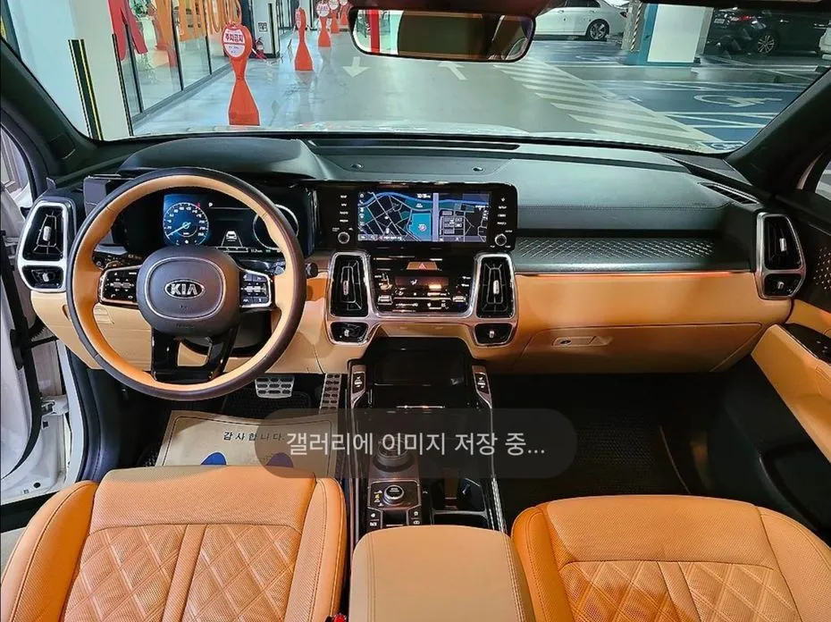Kia Sorento — фото 7
