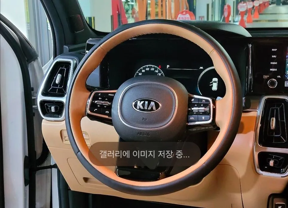 Kia Sorento — фото 8