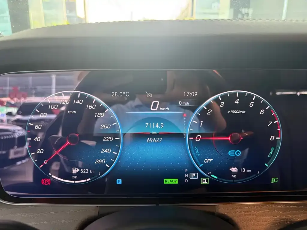 Mercedes-Benz E-Class New Energy 2022 из CN, фото 4