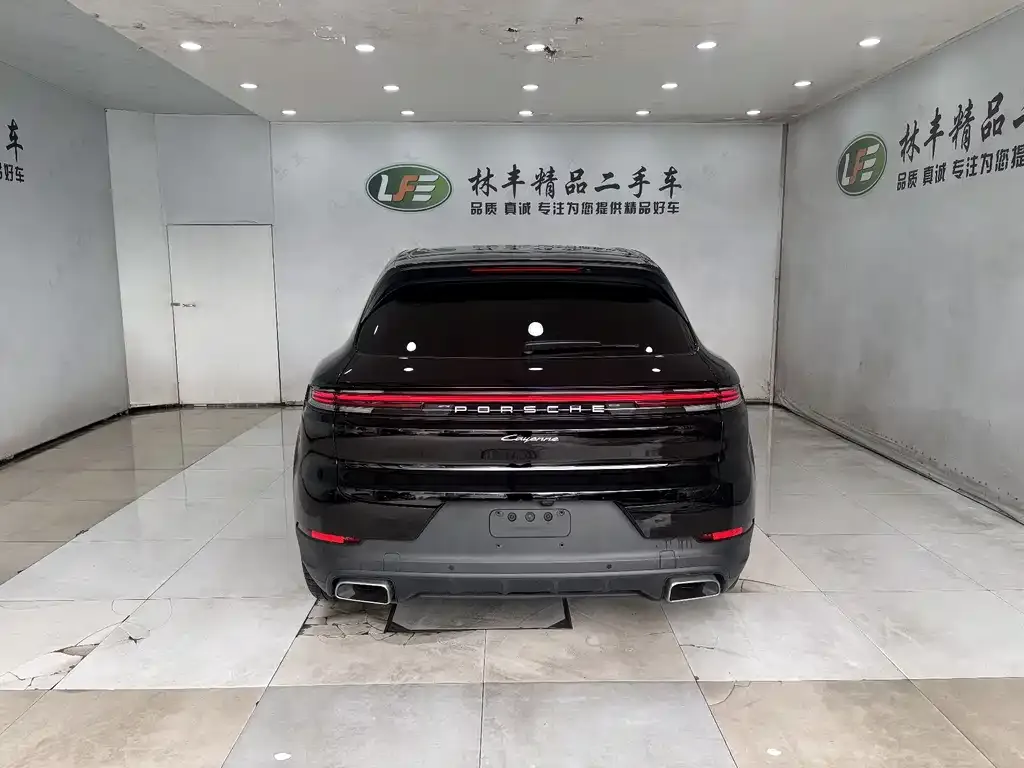 Porsche Cayenne 2023 из CN, фото 2