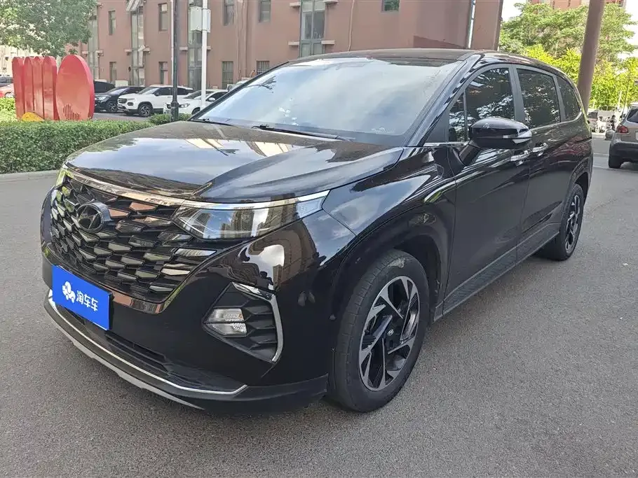 Hyundai Custo — фото 1