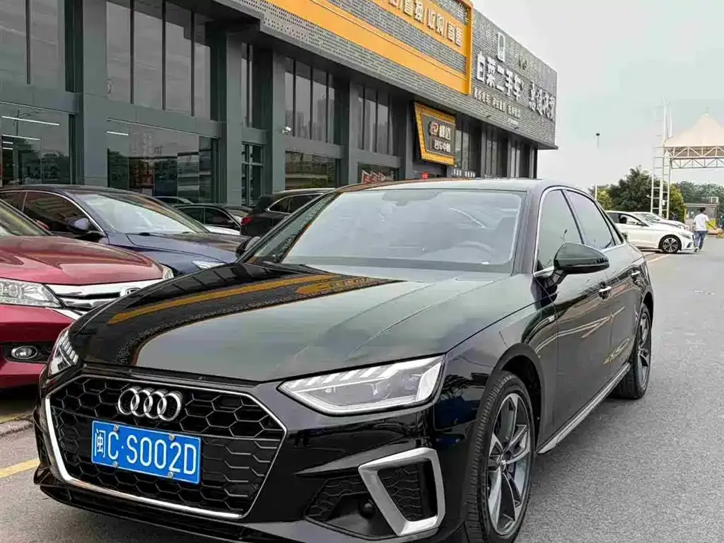 Audi A4L 2021 из CN, фото 1