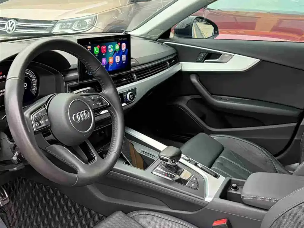 Audi A4L 2021 из CN, фото 5