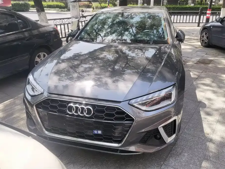 Audi A4L 2023 из CN, фото 7