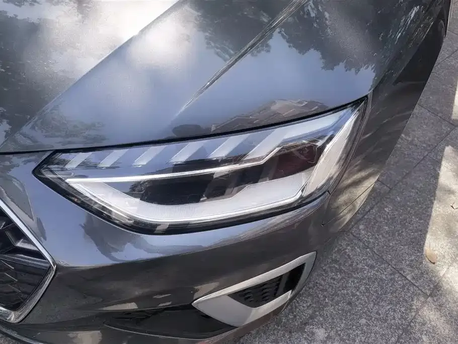 Audi A4L 2023 из CN, фото 8