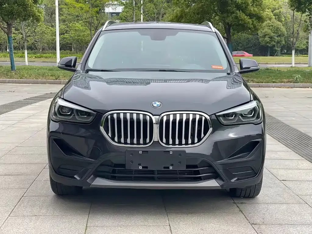 BMW X1 — фото 7