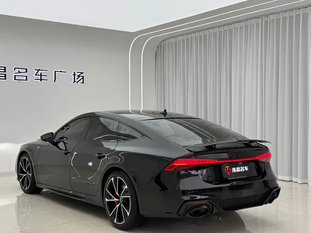 Audi A7 2023 из CN, фото 3