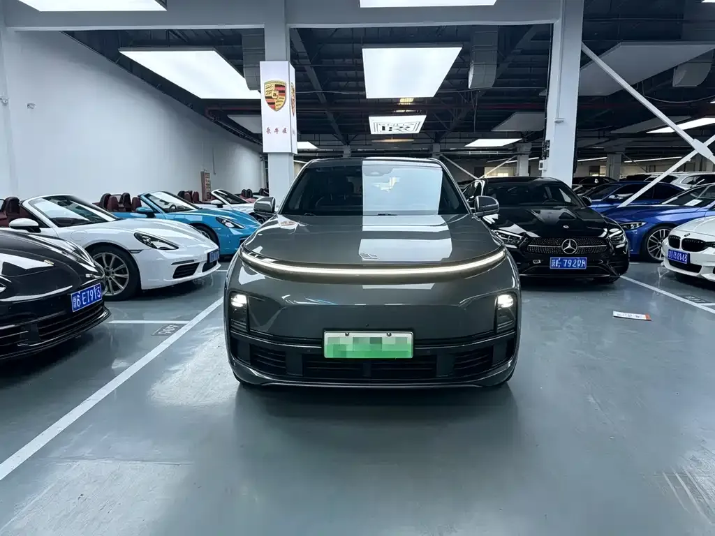 Li Auto L8 2023 из CN, фото 8