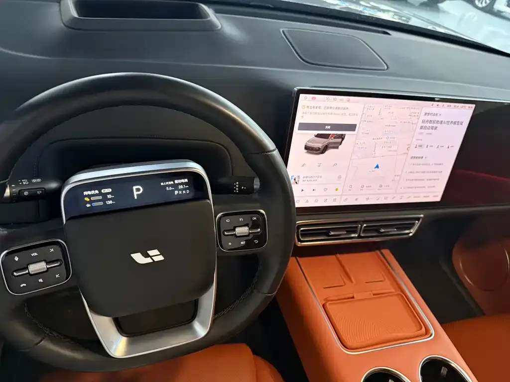 Li Auto L8 2023 из CN, фото 2