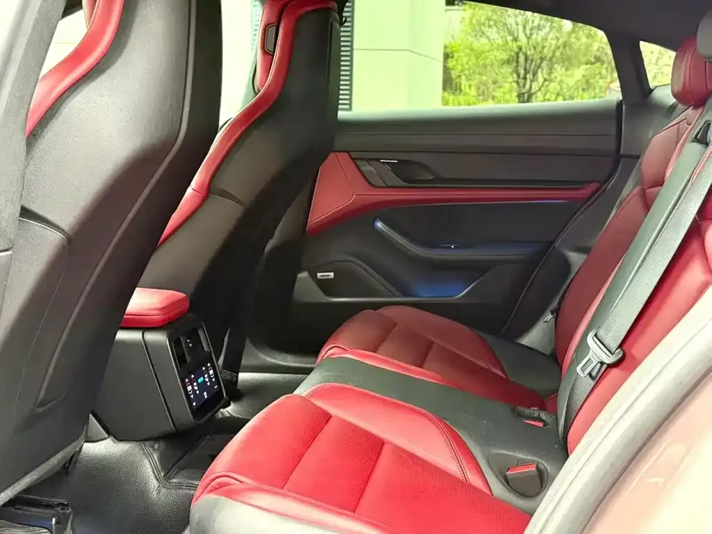 Porsche Taycan 2021 из CN, фото 4