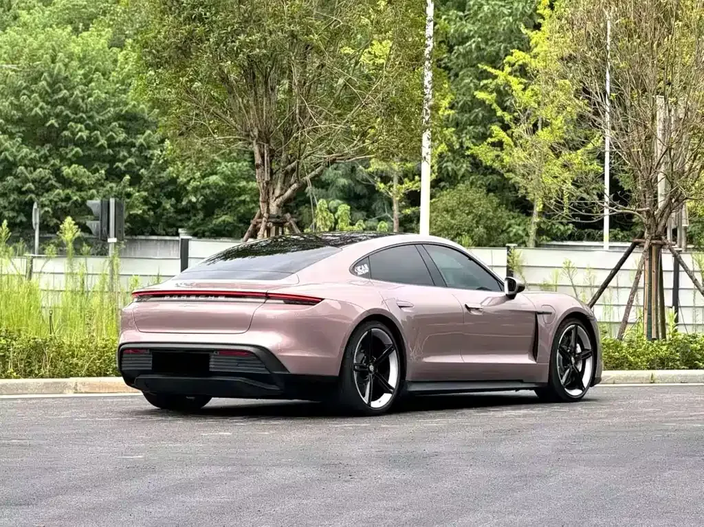 Porsche Taycan 2021 из CN, фото 9