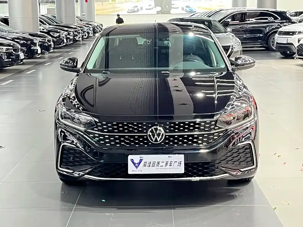 Volkswagen Passat — фото 2