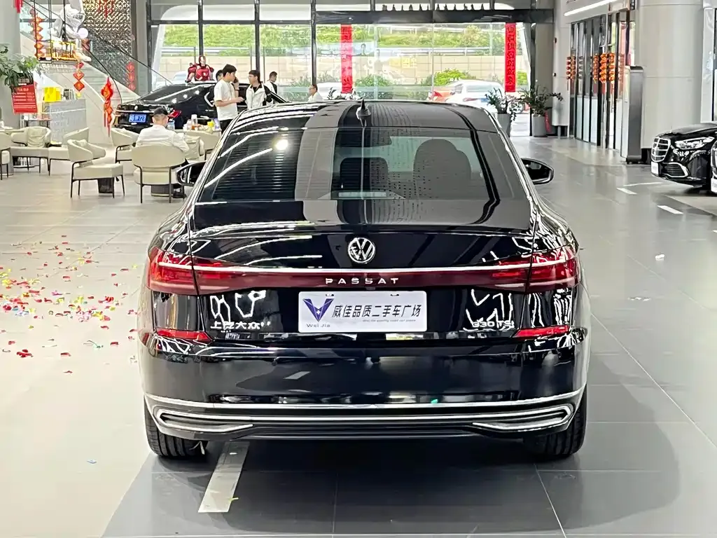 Volkswagen Passat — фото 9