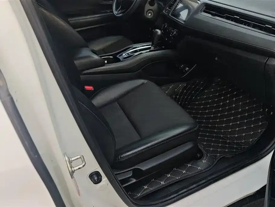 Honda Vezel 2021 из CN, фото 2