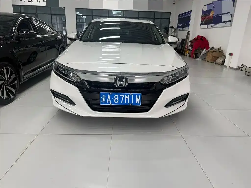 Honda Accord — фото 6