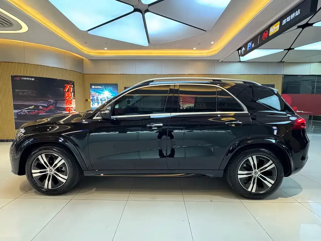 Mercedes-Benz GLE — фото 6