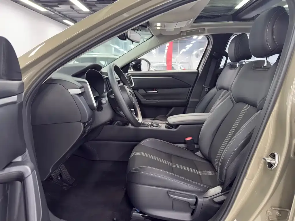 Mazda CX-50 2023 из CN, фото 5