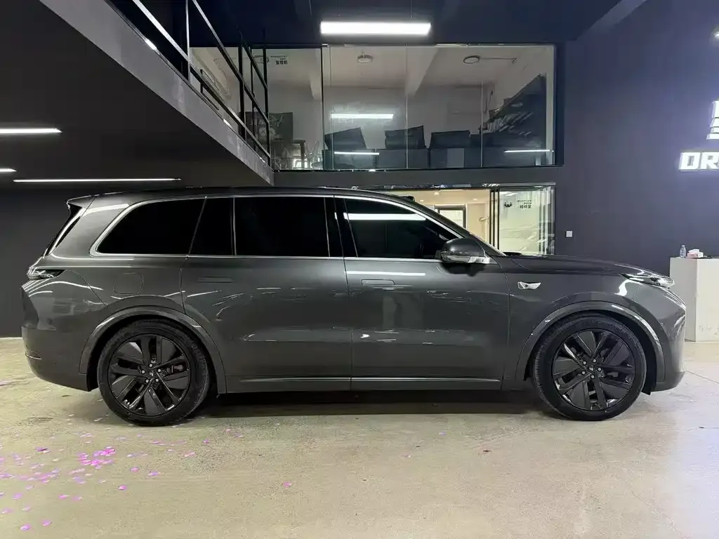 Li Auto L9 2023 из CN, фото 2