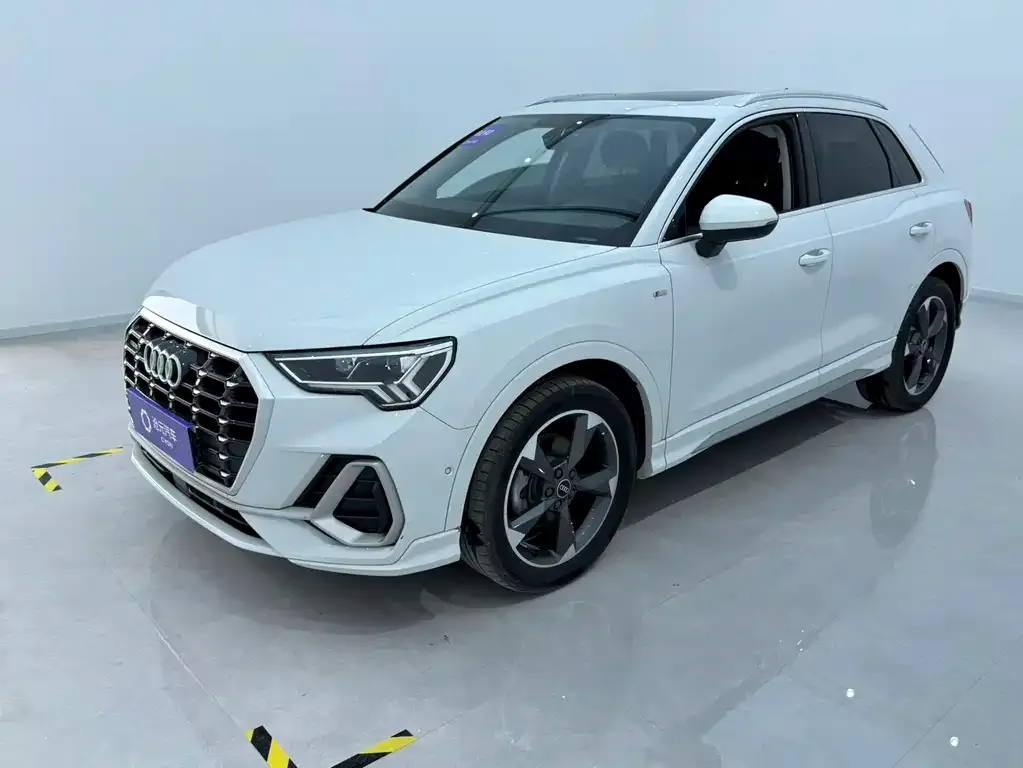 Audi Q3 2022 из CN, фото 1